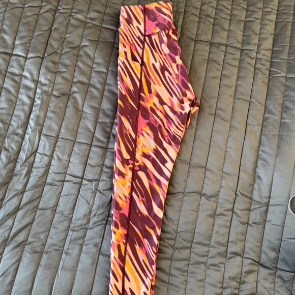 Tek Gear High Rise Workout Leggings Pocket Abstract Print Athletic Yoga Pants Si - Picture 2 of 7